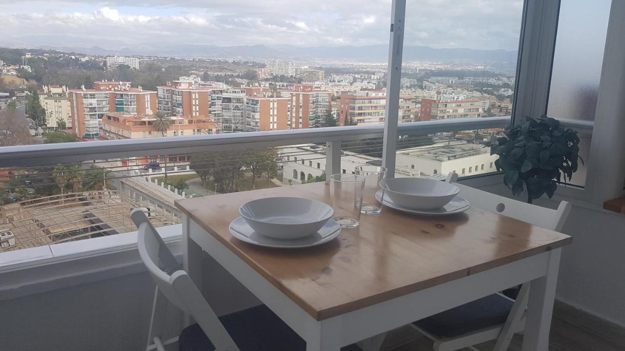 Bonito Estudio Con Vistas, Centro Torremolinos Luaran gambar