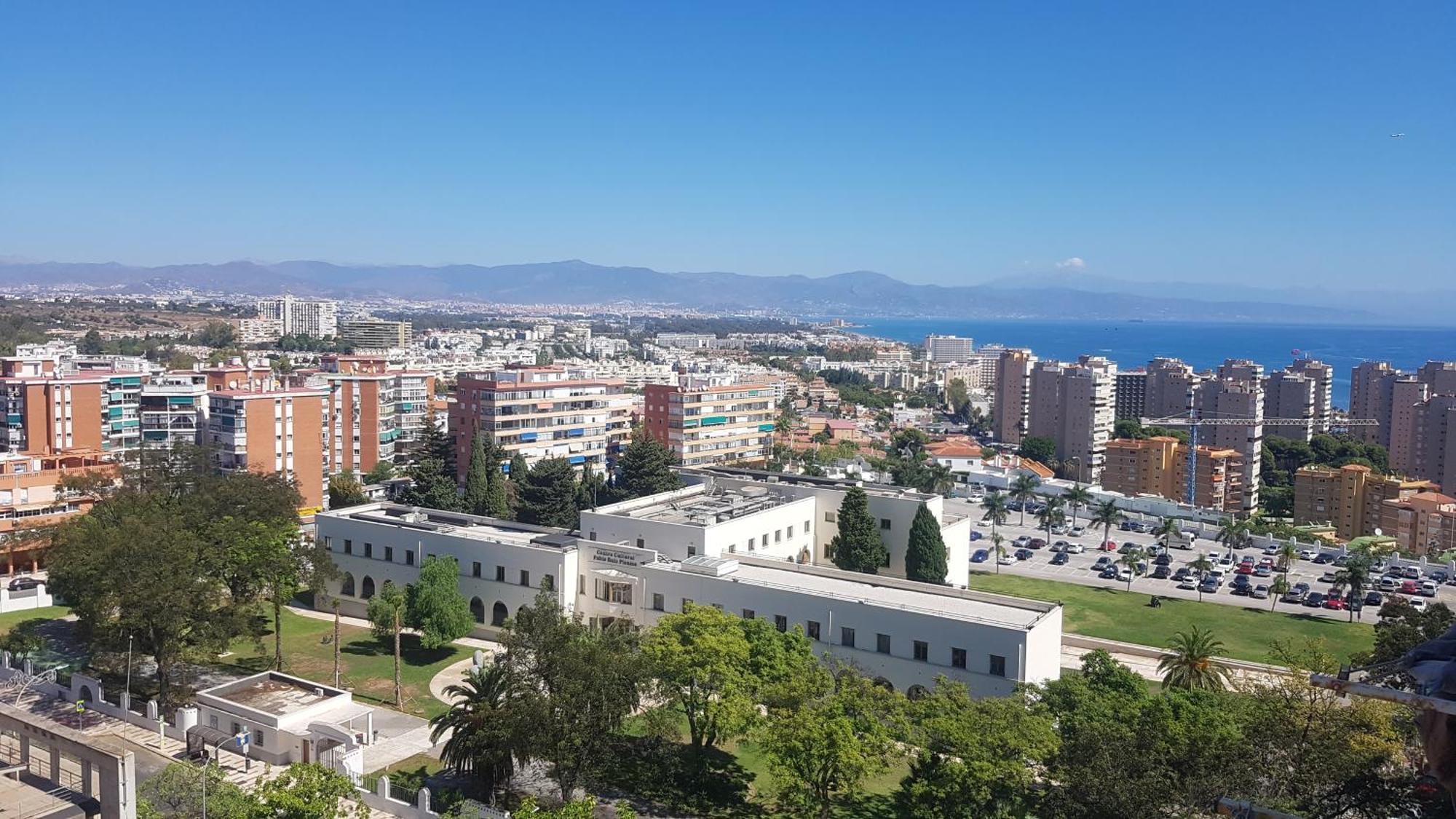 Bonito Estudio Con Vistas, Centro Torremolinos Luaran gambar