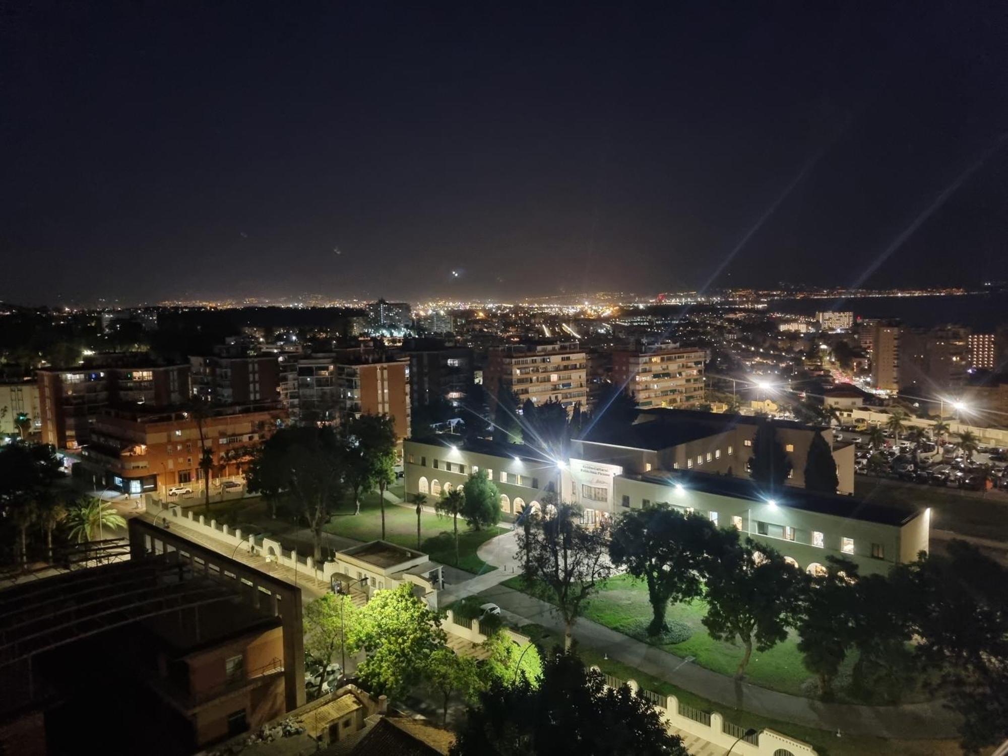 Bonito Estudio Con Vistas, Centro Torremolinos Luaran gambar